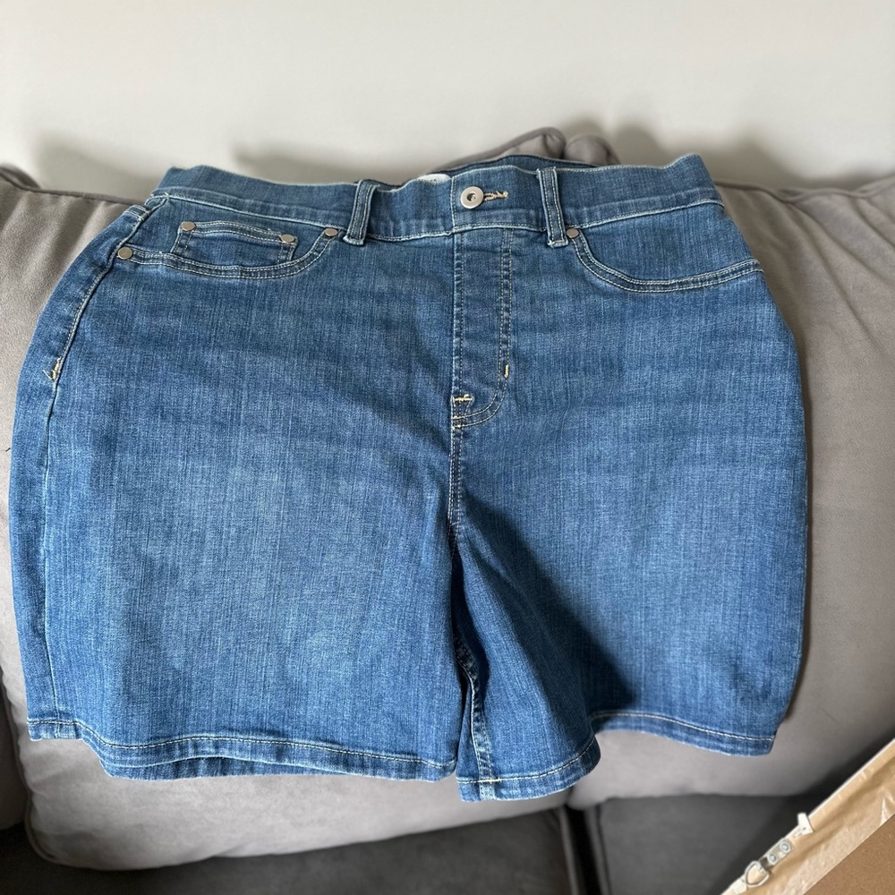 SPANXshape™ EveryWear
Jean Short, 7", Vintage Indigo